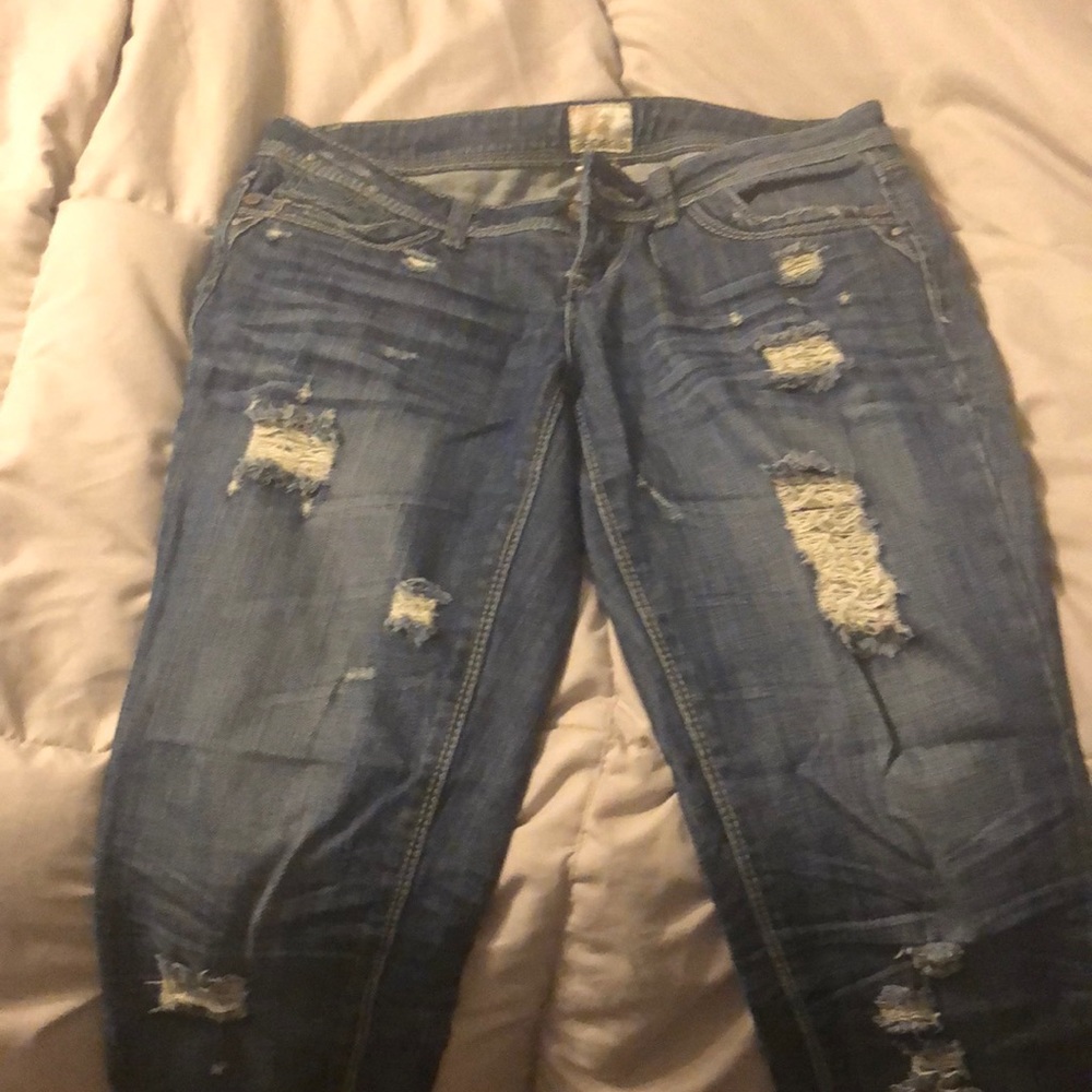 Arden B distressed jeans
